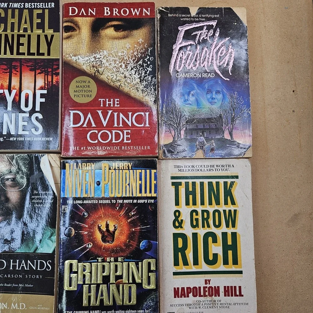 Lot of 15 Thriller & Suspense Mass Market Paperbacks - James Patterson, Koontz